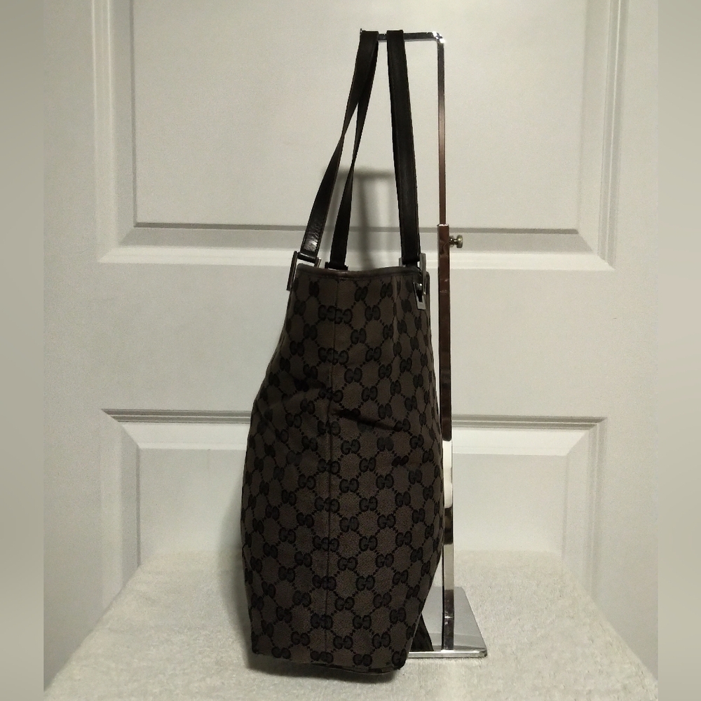Authentic Gucci GG Shoulder Tote Bag - Picture 2 of 11